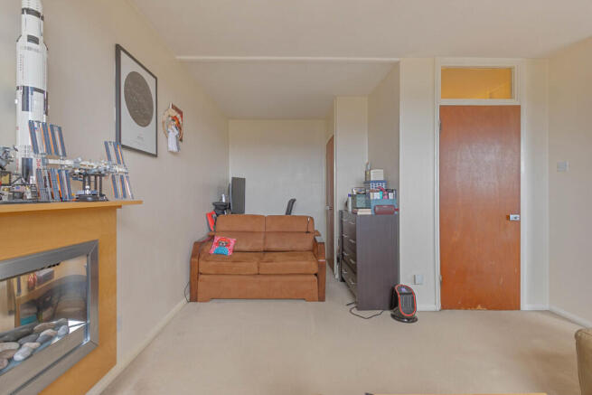 28 Blake House - ...