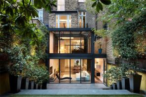 18, Horbury Crescent, London W11 3NF
