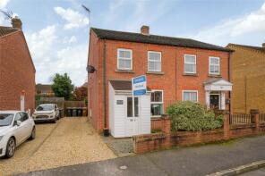 37, Falcon Way, Sleaford NG34 7UA