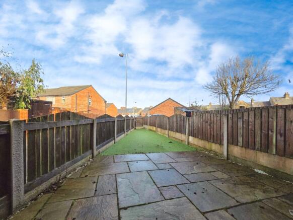 4 bed Detached for sale Image 9
