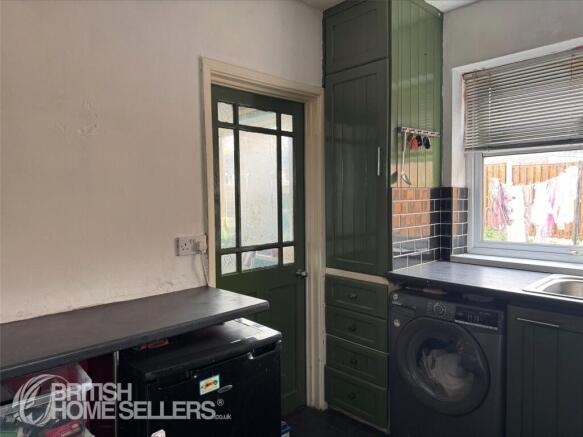 2 bed Semi-Detached for sale Image 4
