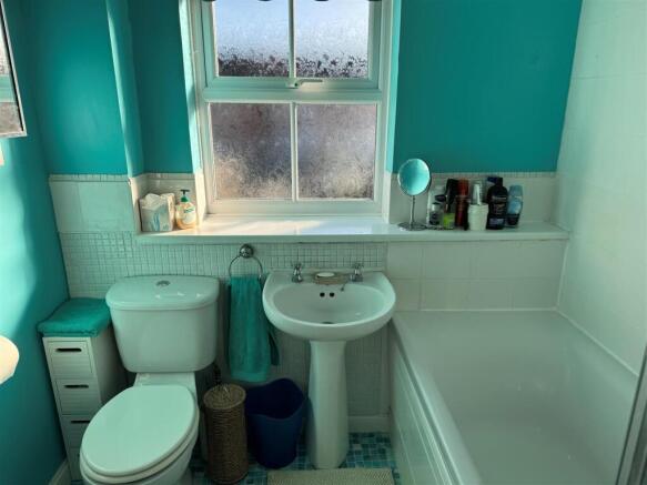 Bathroom.jpg
