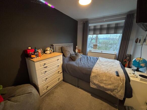 4 bed Detached for sale Image 12