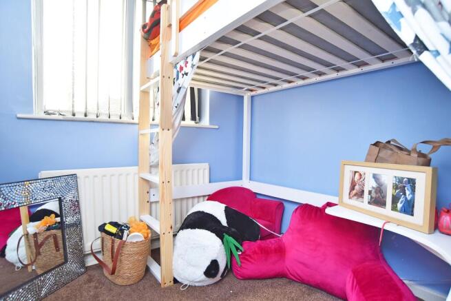 3 bed Semi-Detached for sale Image 11