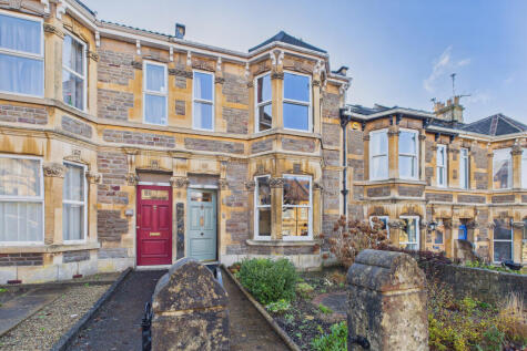 Kipling Avenue, Bath, BA2