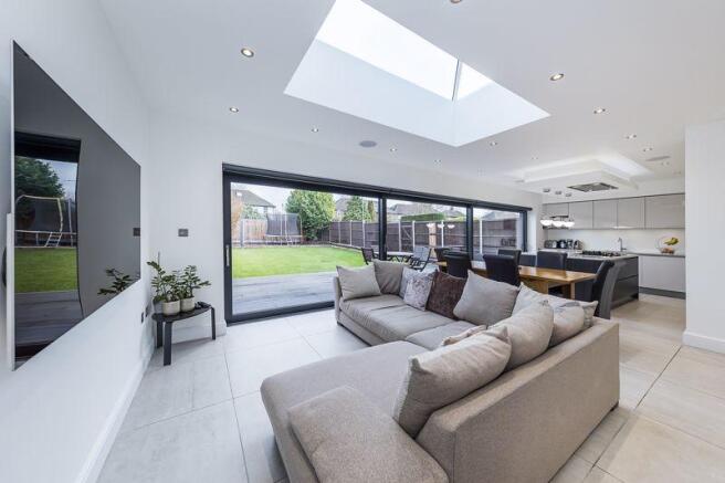 OPENPLAN LIVING/KITCHEN