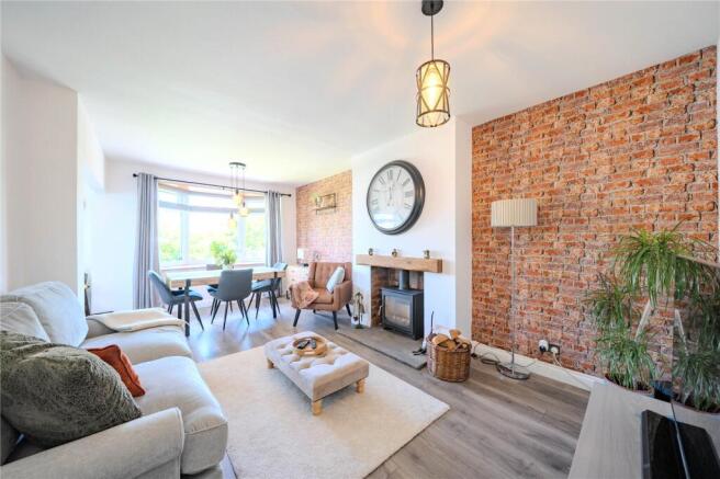 3 bed Semi-Detached for sale Image 10