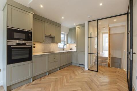 Estcourt Road, Fulham, London, SW6