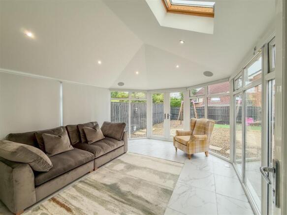 SUN ROOM