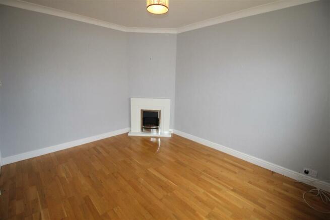 Dining room 2.JPG