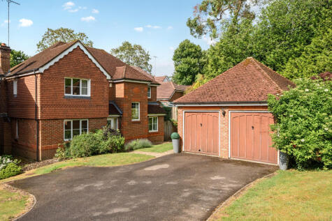Green Lane, Leatherhead, KT22