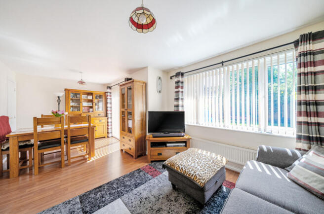 9-682473fdc20fa-1...