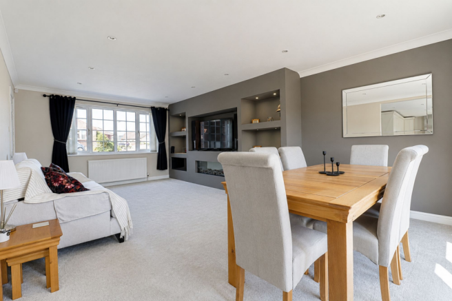 Spacious Main Lounge/Dining Room