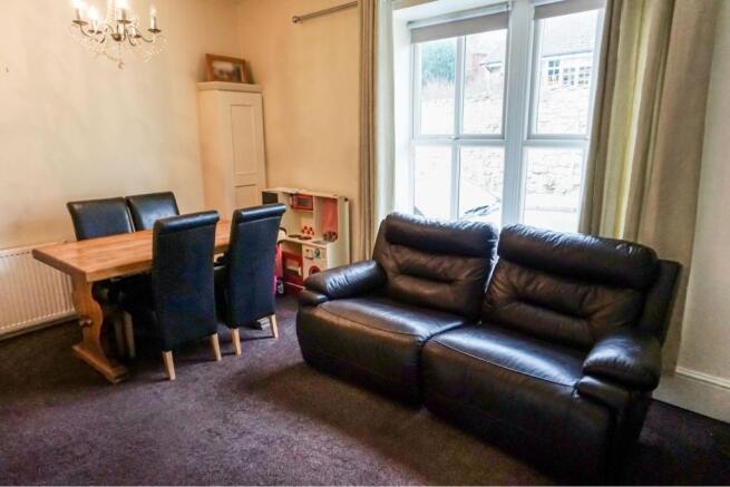 Lounge/Dining Room