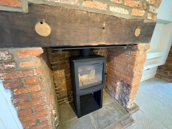 3 bed House to rent Image 8