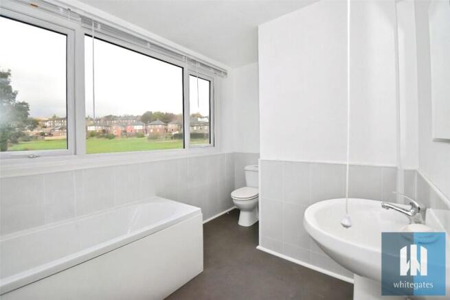3 bed Bungalow to rent Image 11