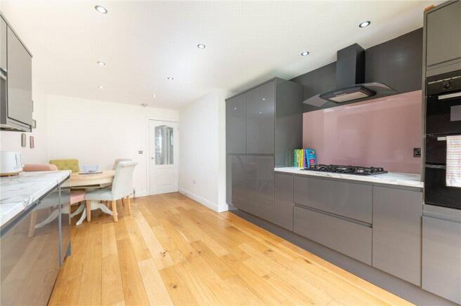 2 bed Bungalow for sale Image 6