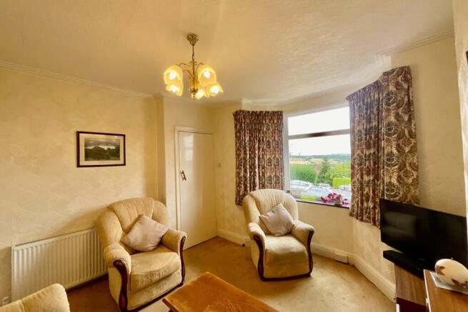3 bed Semi-Detached for sale Image 4