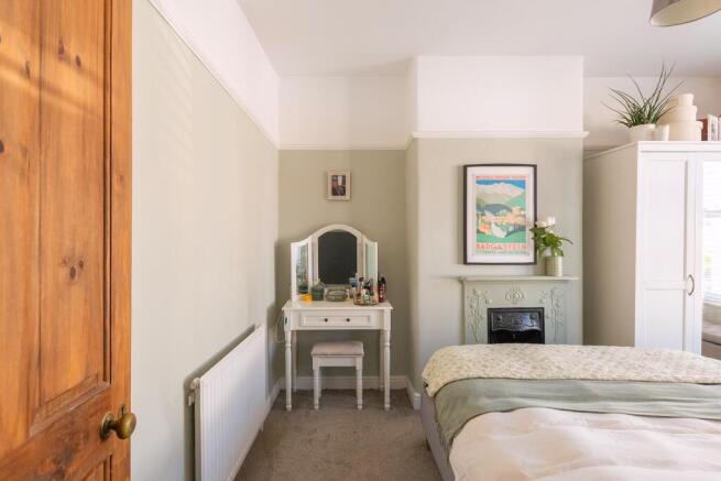 4D4RHD - Bedroom J.jpg