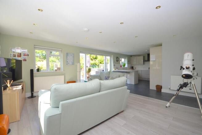 Kitchen/Family/Dinin