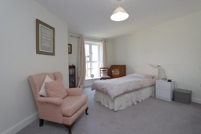 2 bed Retirement Property for sale Image 10