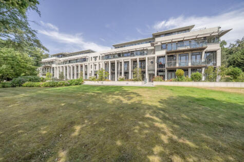 Charters Road, Sunningdale, SL5