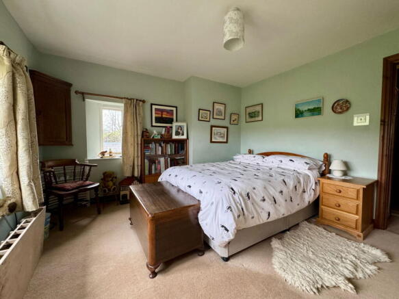 4 bed Farm House for sale Image 8