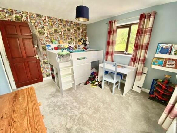 Photo 12