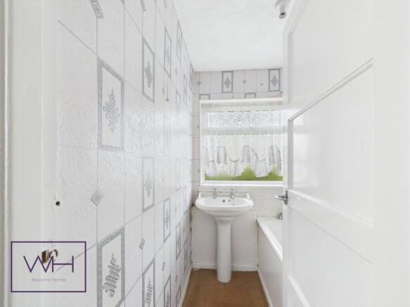 3 bed House for sale Image 5