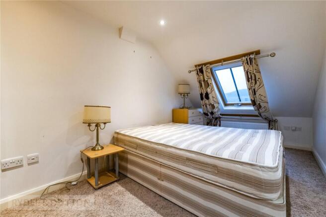 2 bed Apartment for sale Image 12