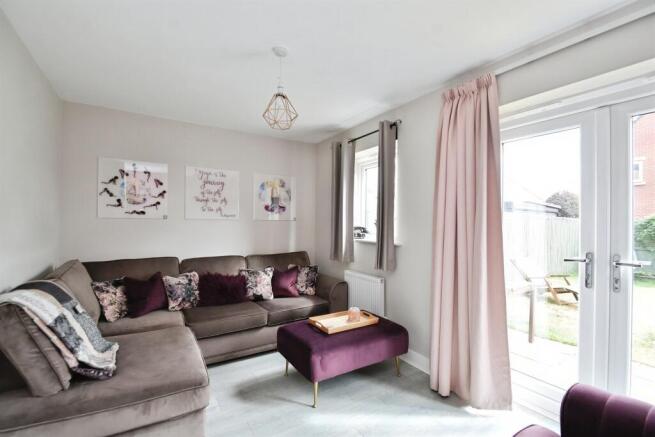2 bed Semi-Detached for sale Image 8