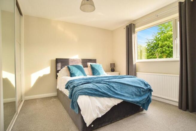 4 bed Detached for sale Image 6