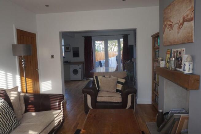 Lounge/Dining Room