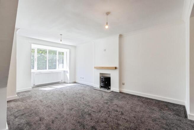4 bed Detached for sale Image 4