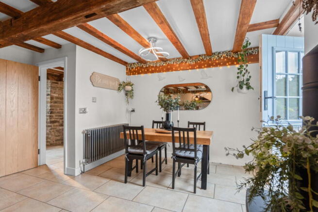 4 bed Barn Conversion for sale Image 6