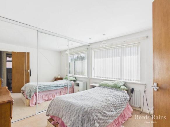 3 bed Semi-Detached for sale Image 9