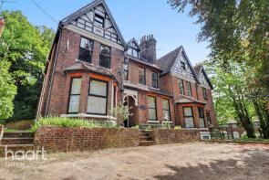 Flat 5, Woodland Court, Hart Hill Drive, Luton LU2 0AX