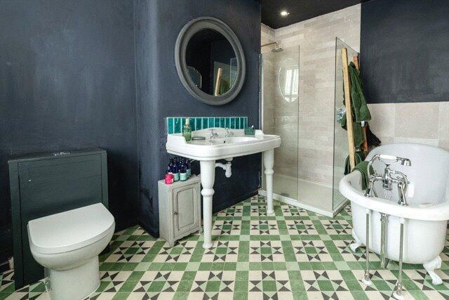 2 bed House for sale Image 11