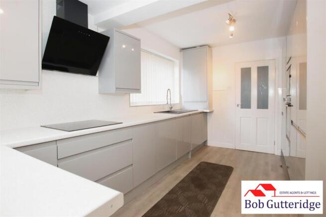 FITTED KITCHEN/BREAKFAST ROOM