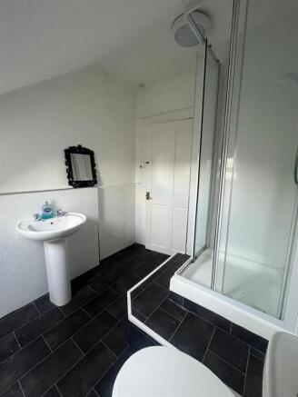 20WintonStreetShowerRoom.jpg
