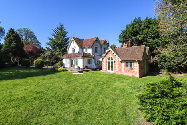 Common Road, Kensworth, Dunstable, LU6 photo 4