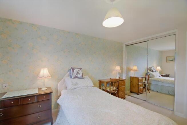 1 bed Apartment for sale Image 10