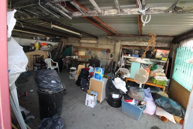 Garage/Workshop