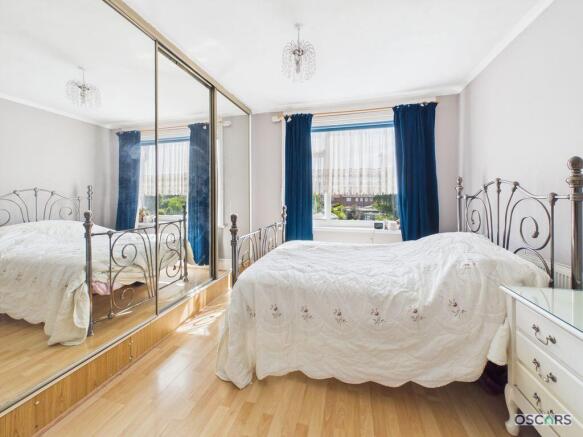 3 bed Terraced for sale Image 7