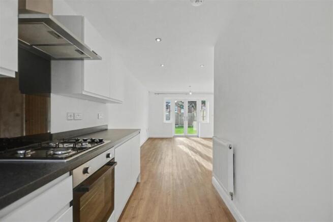 1 Marchie close kitchen.jpeg