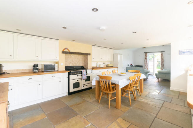 Kitchen 2