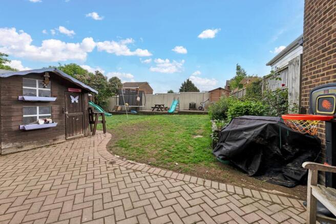 Shelley Close, Royston, SG8 photo 4