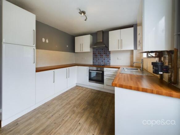Elder Close, Swanwick, Alfreton, Derbyshire, DE55 1SA photo 4