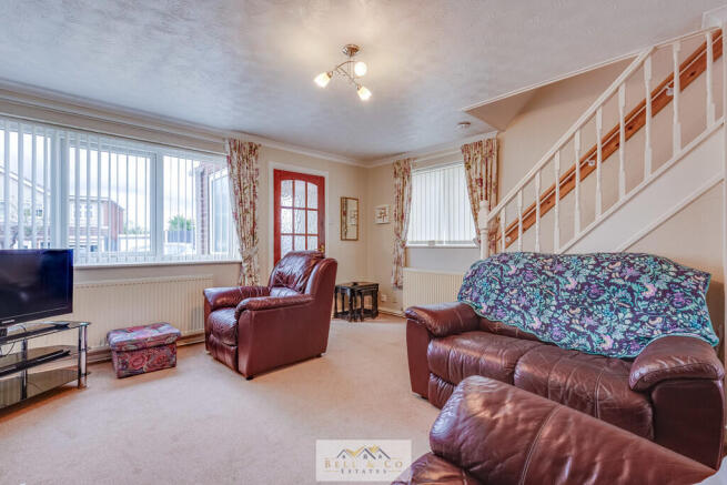 3 bed Semi-Detached for sale Image 4