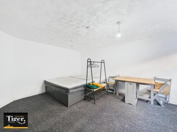 CAM03440G0-PR0299...